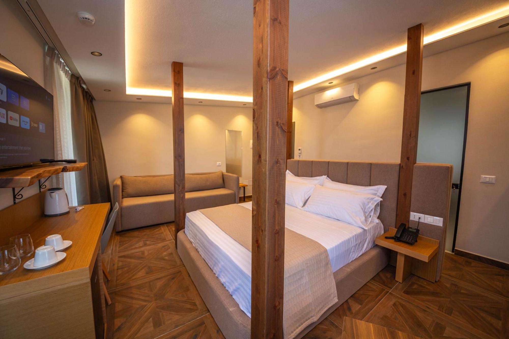Emara Boutique Hotel Kavaje Eksteriør billede