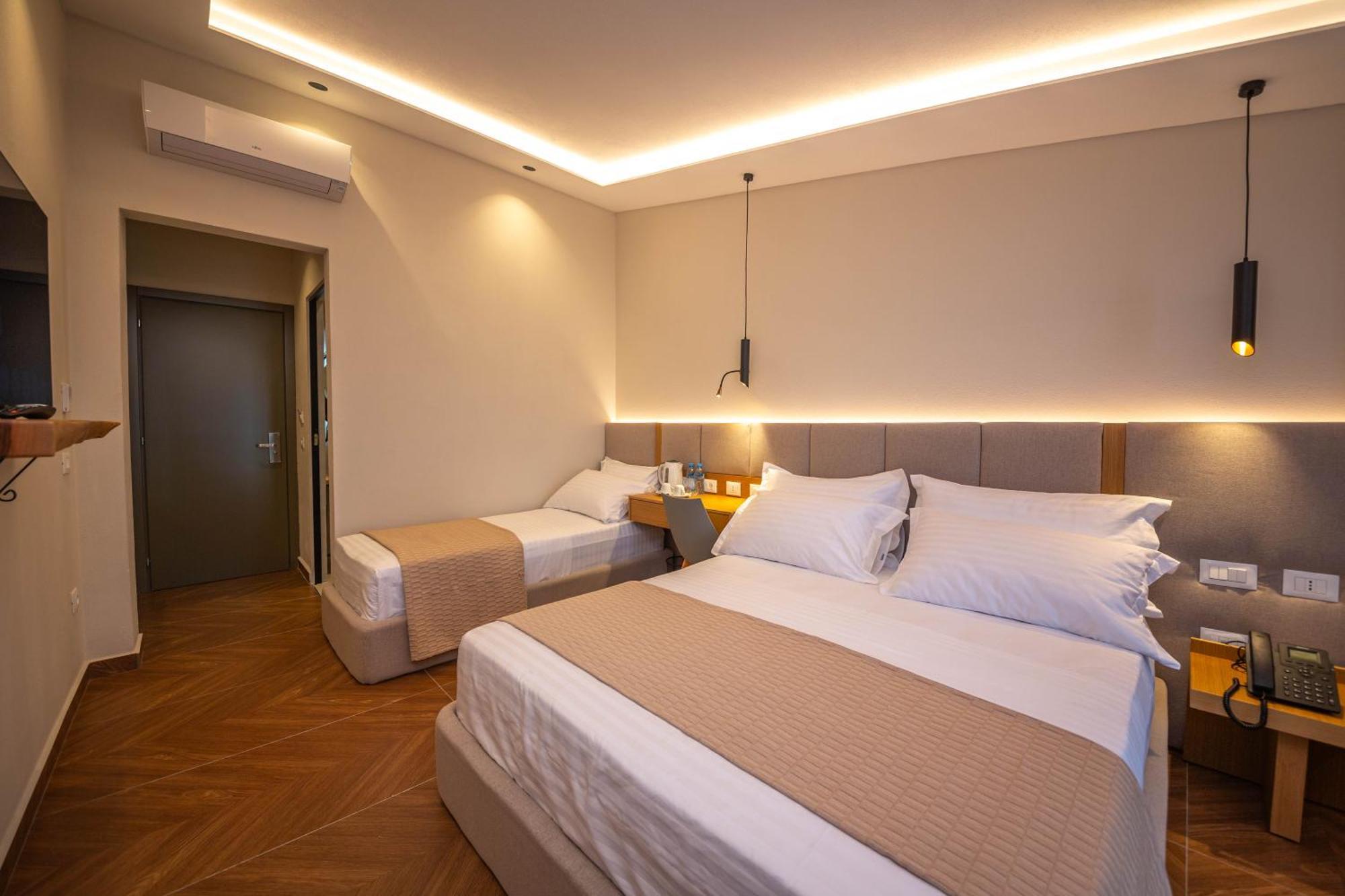 Emara Boutique Hotel Kavaje Værelse billede