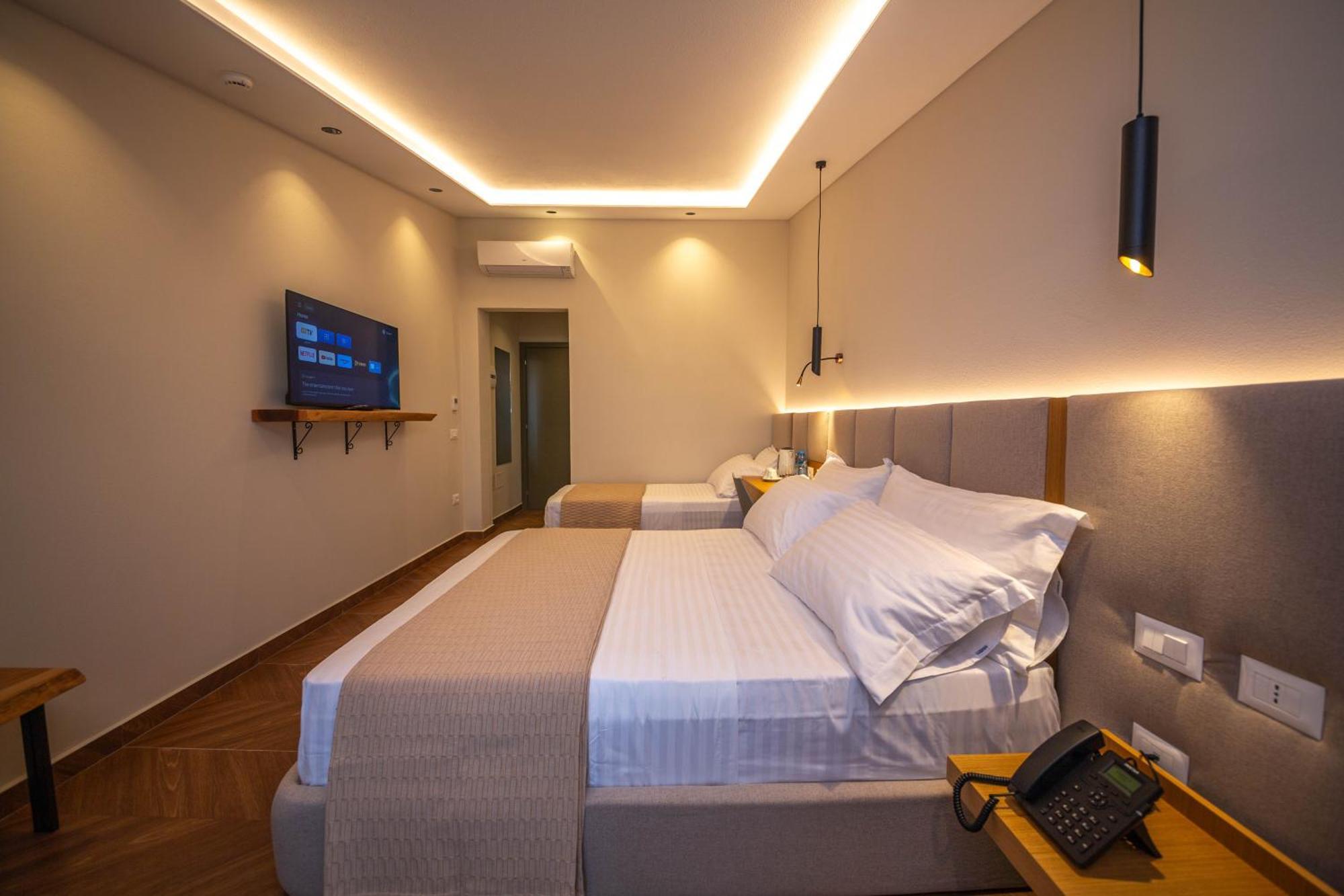 Emara Boutique Hotel Kavaje Værelse billede