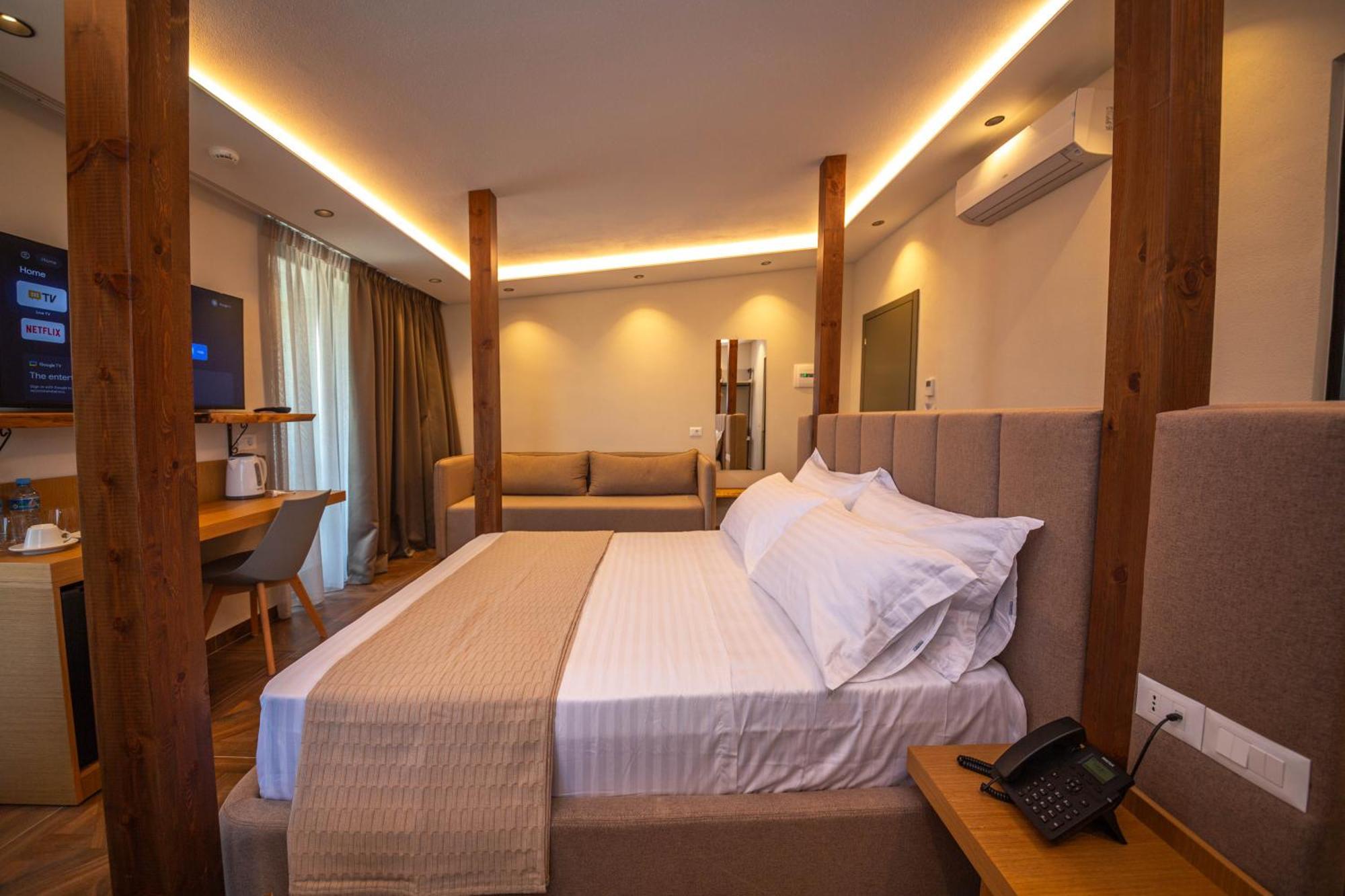 Emara Boutique Hotel Kavaje Eksteriør billede