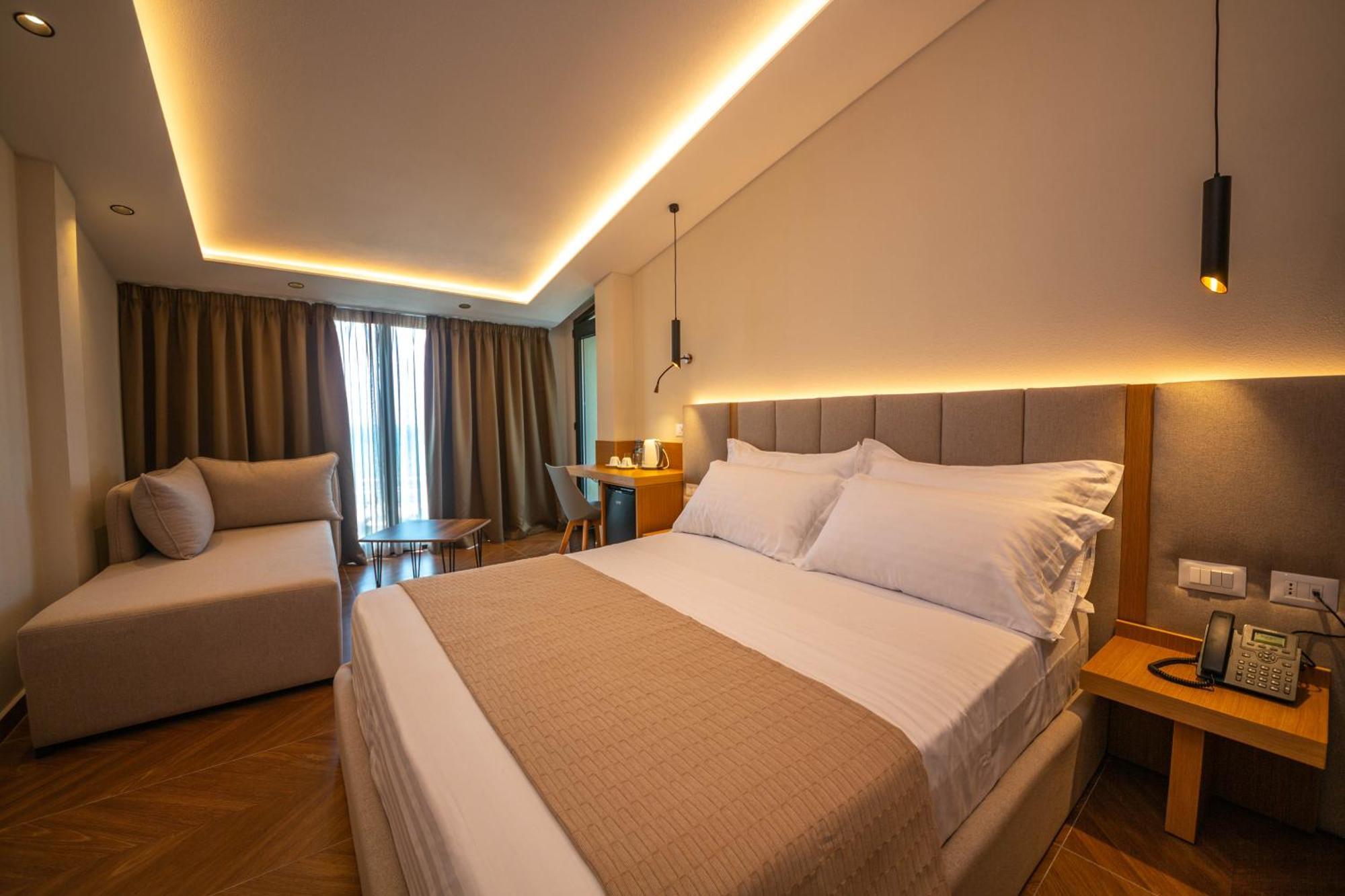 Emara Boutique Hotel Kavaje Værelse billede