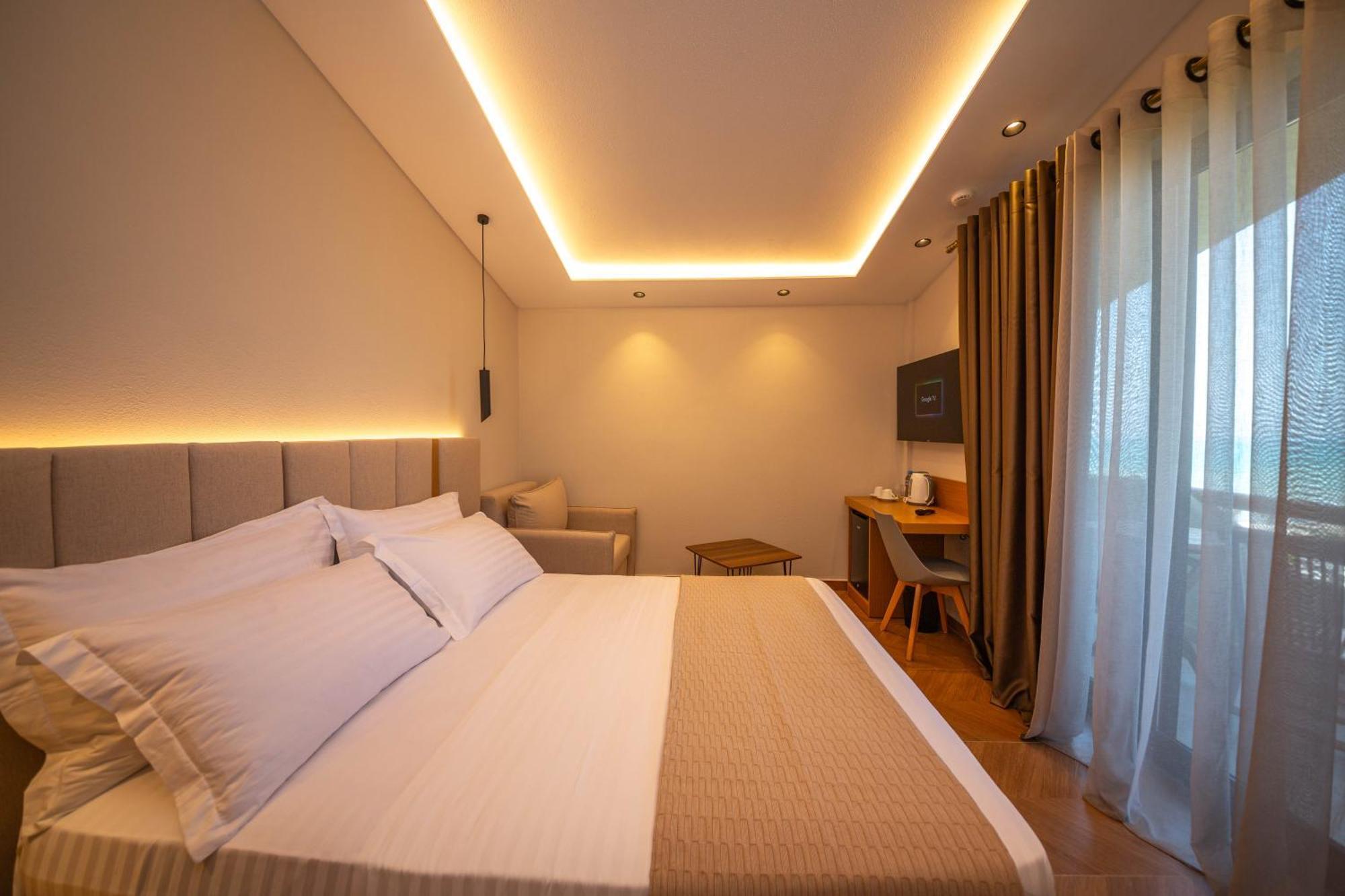 Emara Boutique Hotel Kavaje Værelse billede